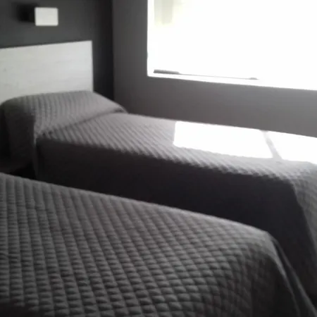Residencia Marista Santa Maria Del Mar 호텔 과다마르델세게라